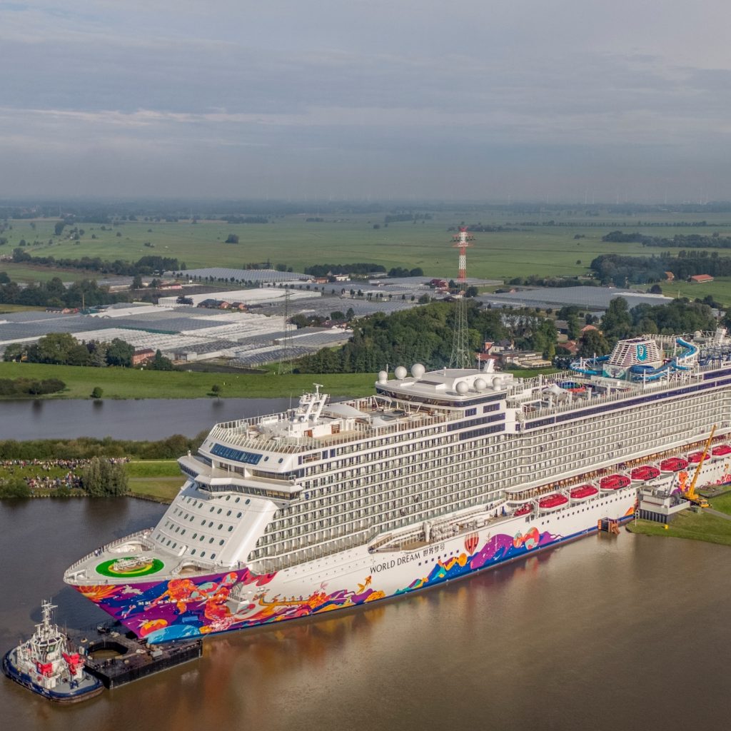 Dream Cruise Genting Dream Era Holidays