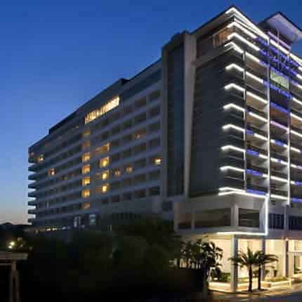 Leisure & Resorts World Corp sees profit down 18.9 in 1Q20