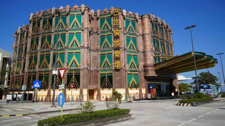 Babylon Casino, located at Macau Fisherman’s Wharf, is one of Macau’s 18 satellite casinos